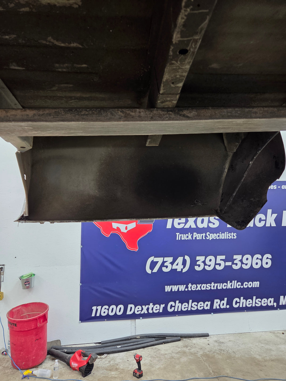 1999-2010 Ford F250 F350 Super Duty 8' Long Truck Bed
