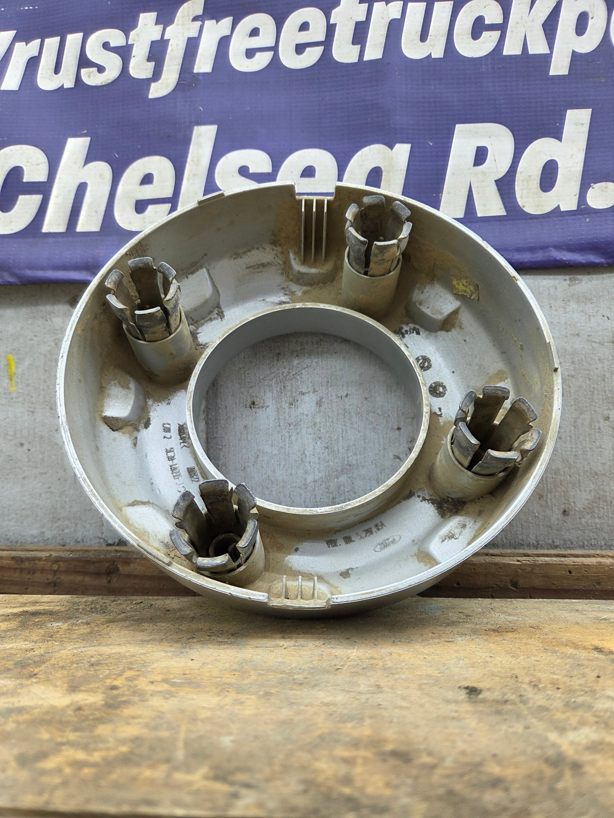 2005-2016 Ford Super Duty Hub Cap Center Cap 5C34-1A096-JC F250 F350