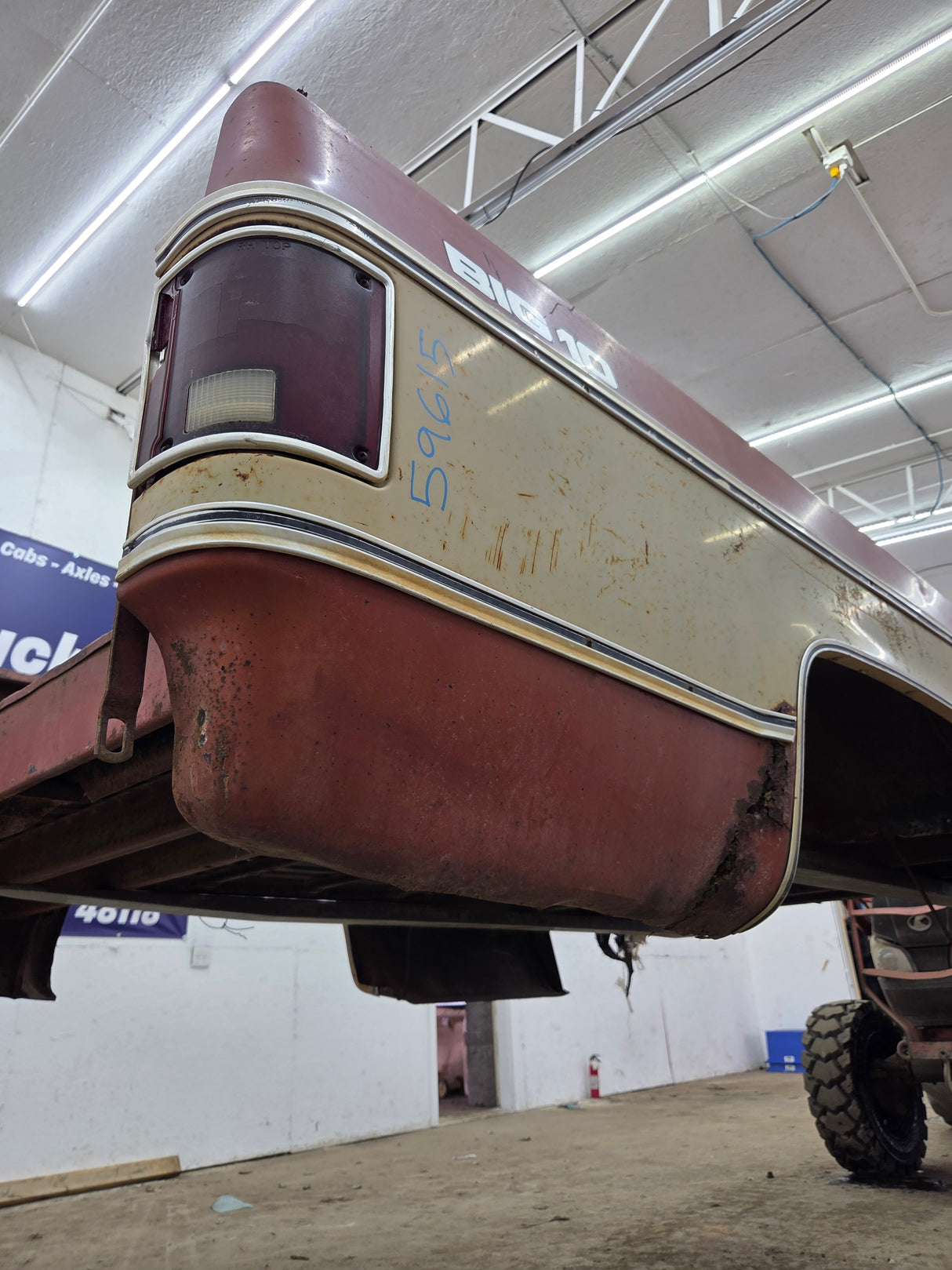 1973-1978 Chevrolet / GMC Square Body 8' Long Bed C10 C15 C20 C25 C35 K10 K15 K20 K25 K35