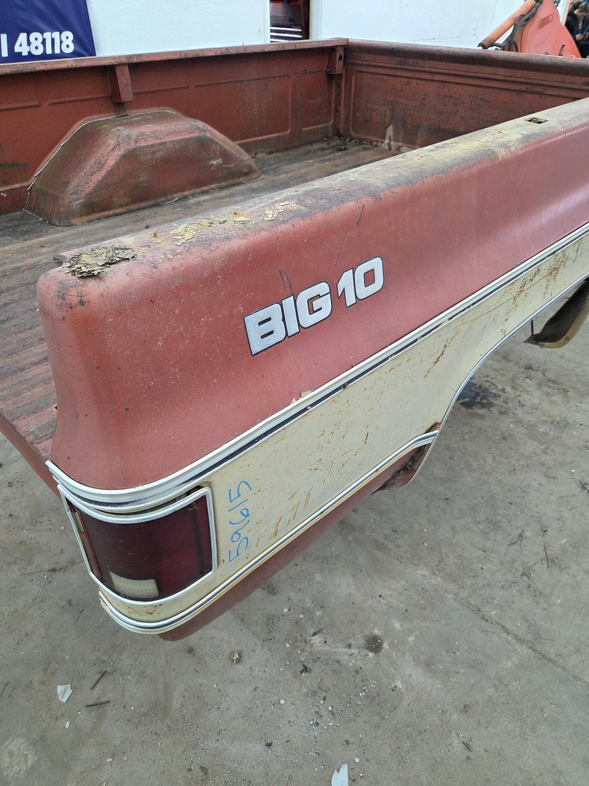 1973-1978 Chevrolet / GMC Square Body 8' Long Bed C10 C15 C20 C25 C35 K10 K15 K20 K25 K35