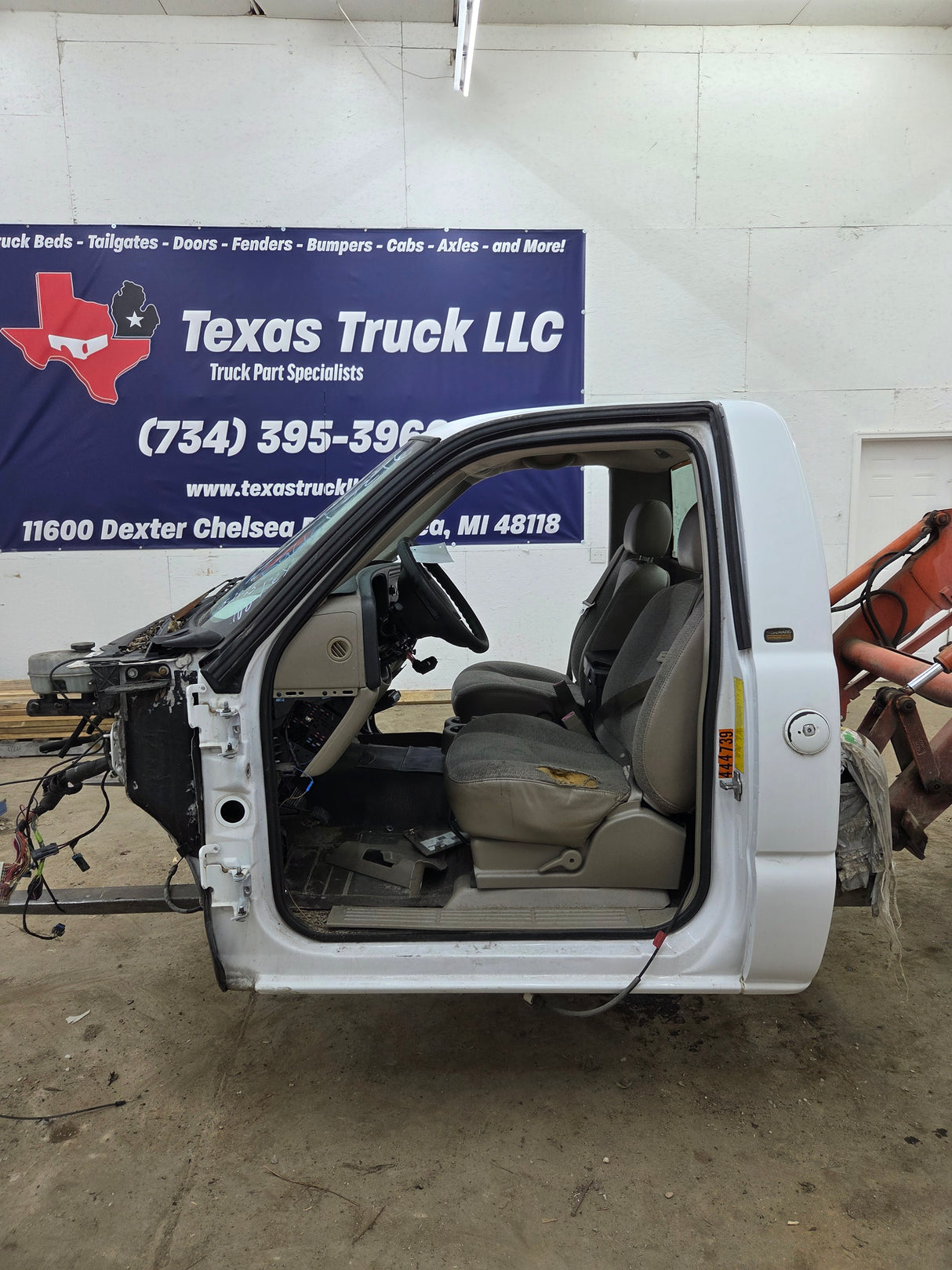 1999-2007 Chevrolet Silverado / GMC Sierra 1500 2500 HD 3500HD Regular Cab Body