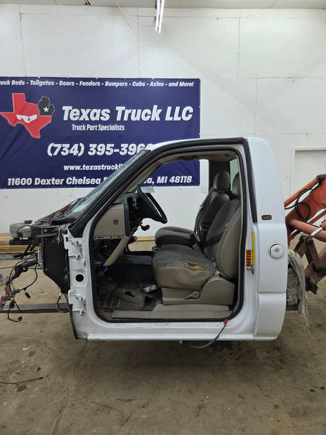 1999-2007 Chevrolet Silverado / GMC Sierra 1500 2500 HD 3500HD Regular Cab Body