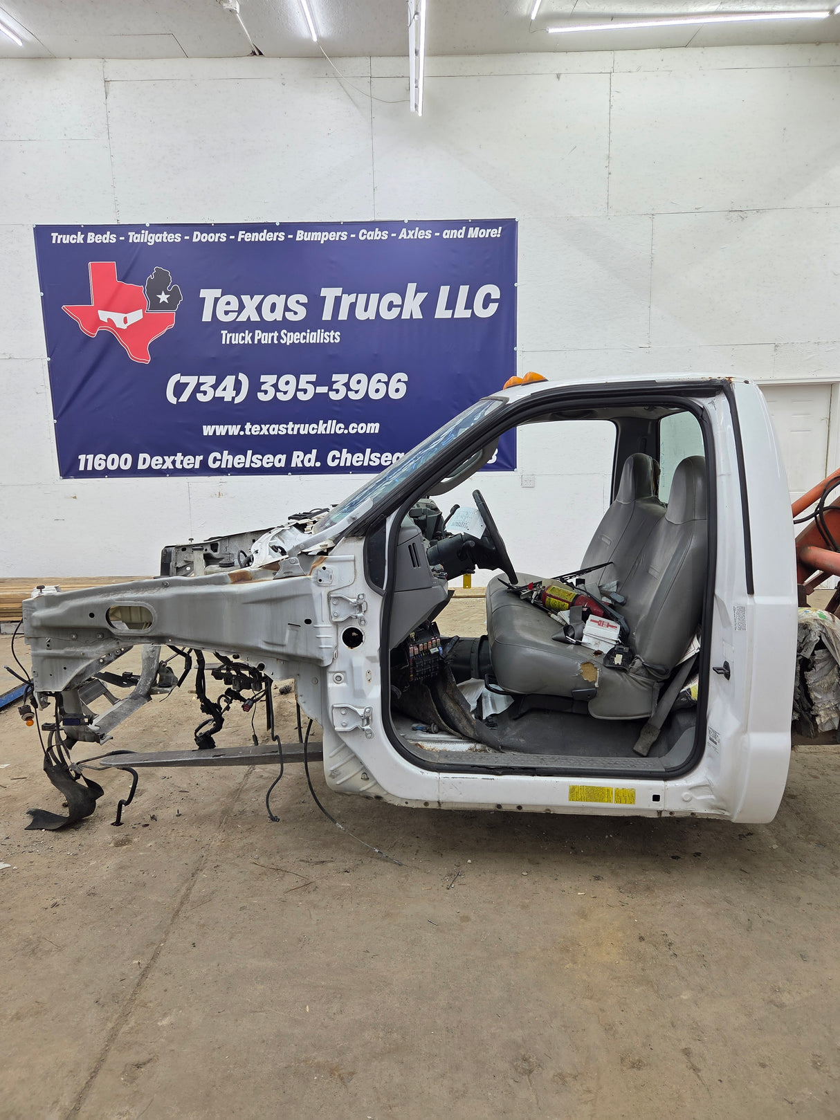 1999-2007 Ford Super Duty F250 F350 F450 F550 2 Door Regular Cab