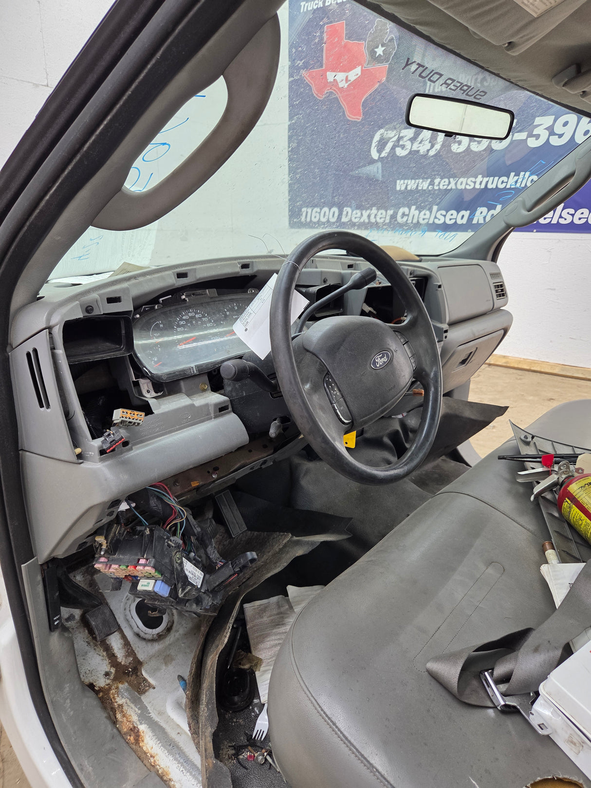 1999-2007 Ford Super Duty F250 F350 F450 F550 2 Door Regular Cab