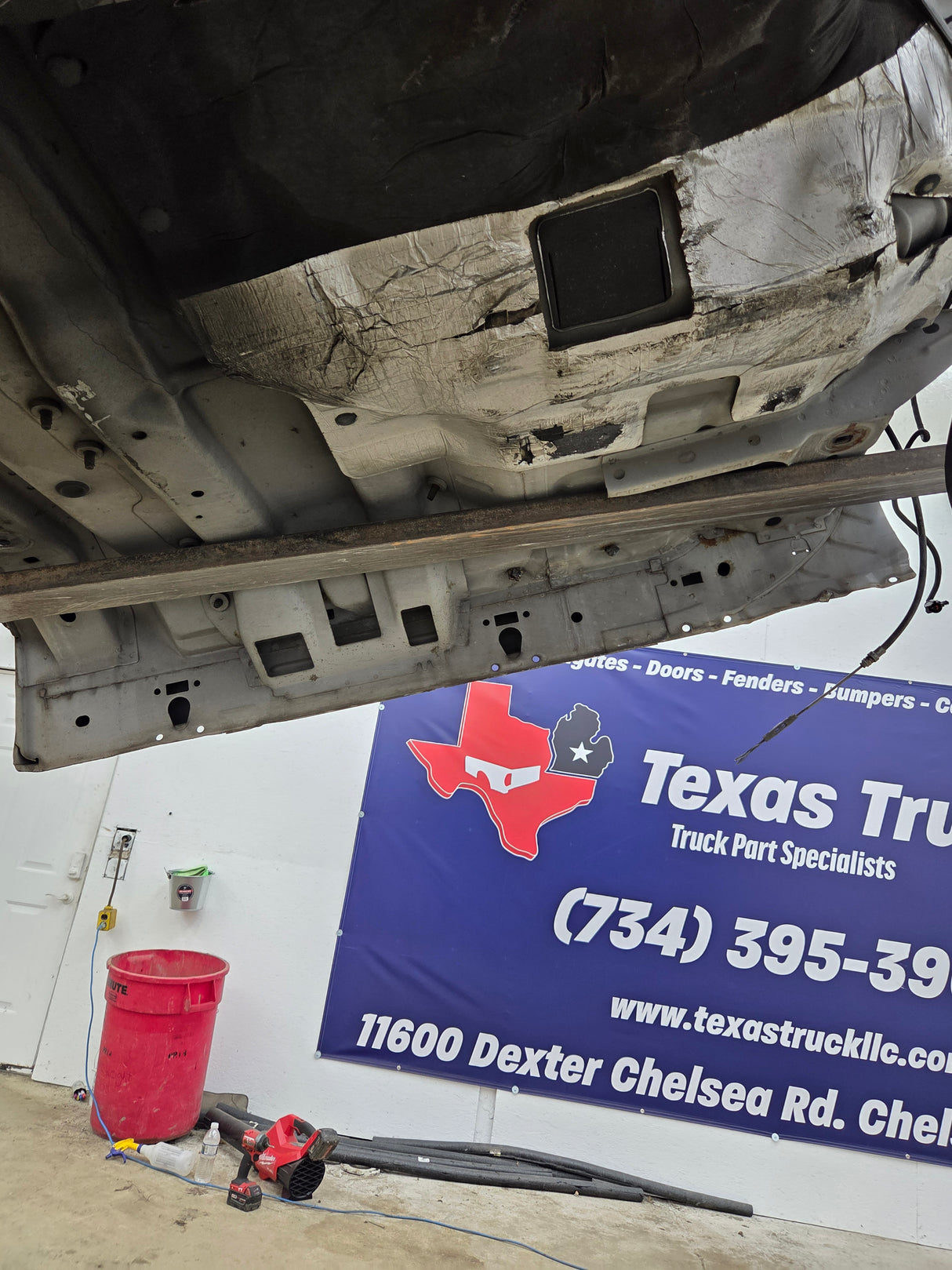 1999-2007 Ford Super Duty F250 F350 F450 F550 2 Door Regular Cab