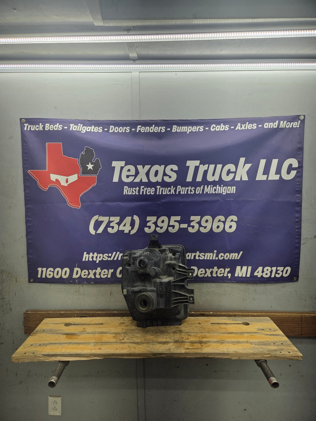 2008-2010 Ford Super Duty F250 F350 F450 F550 LH Driver Side Composite Head Light 44ZH-1849B 8C24-13006-A