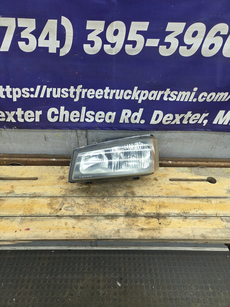 2003-2007 Chevrolet Silverado LH Driver Side Headlight Assembly - 10396913
