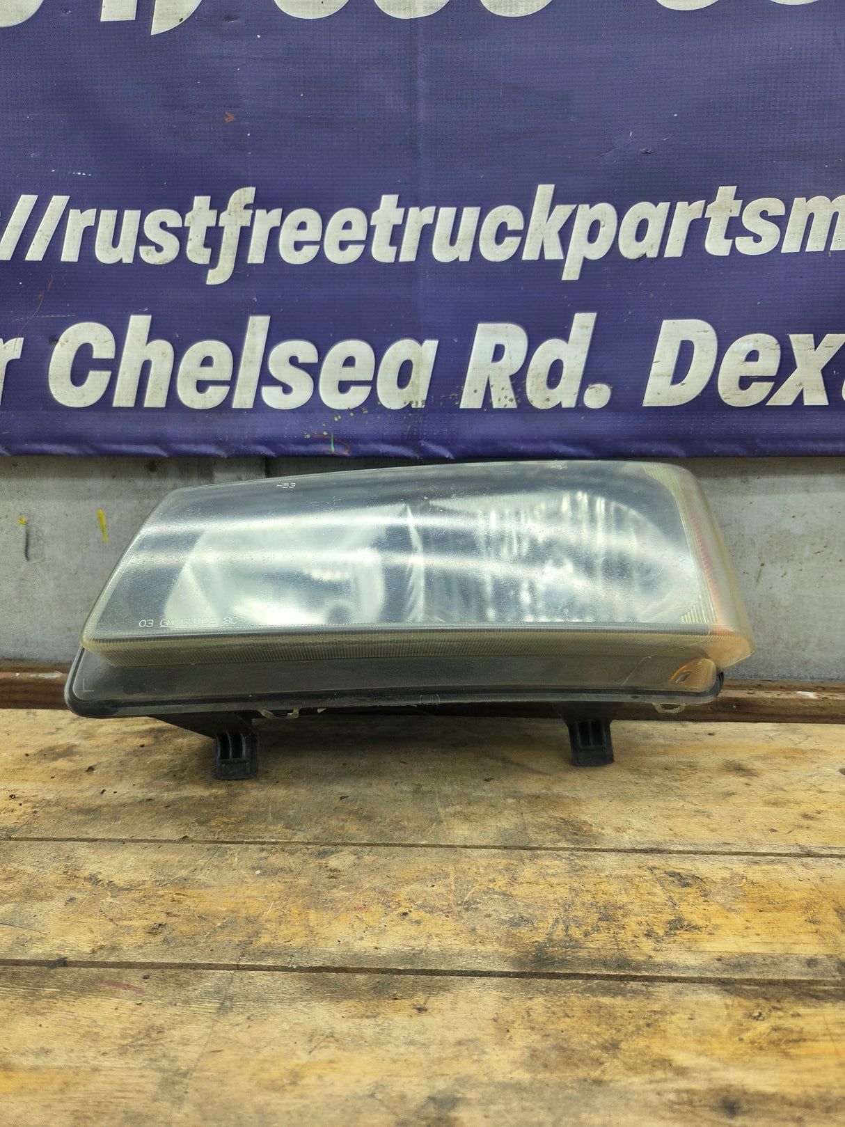 2003-2007 Chevrolet Silverado LH Driver Side Headlight Assembly - 10396913