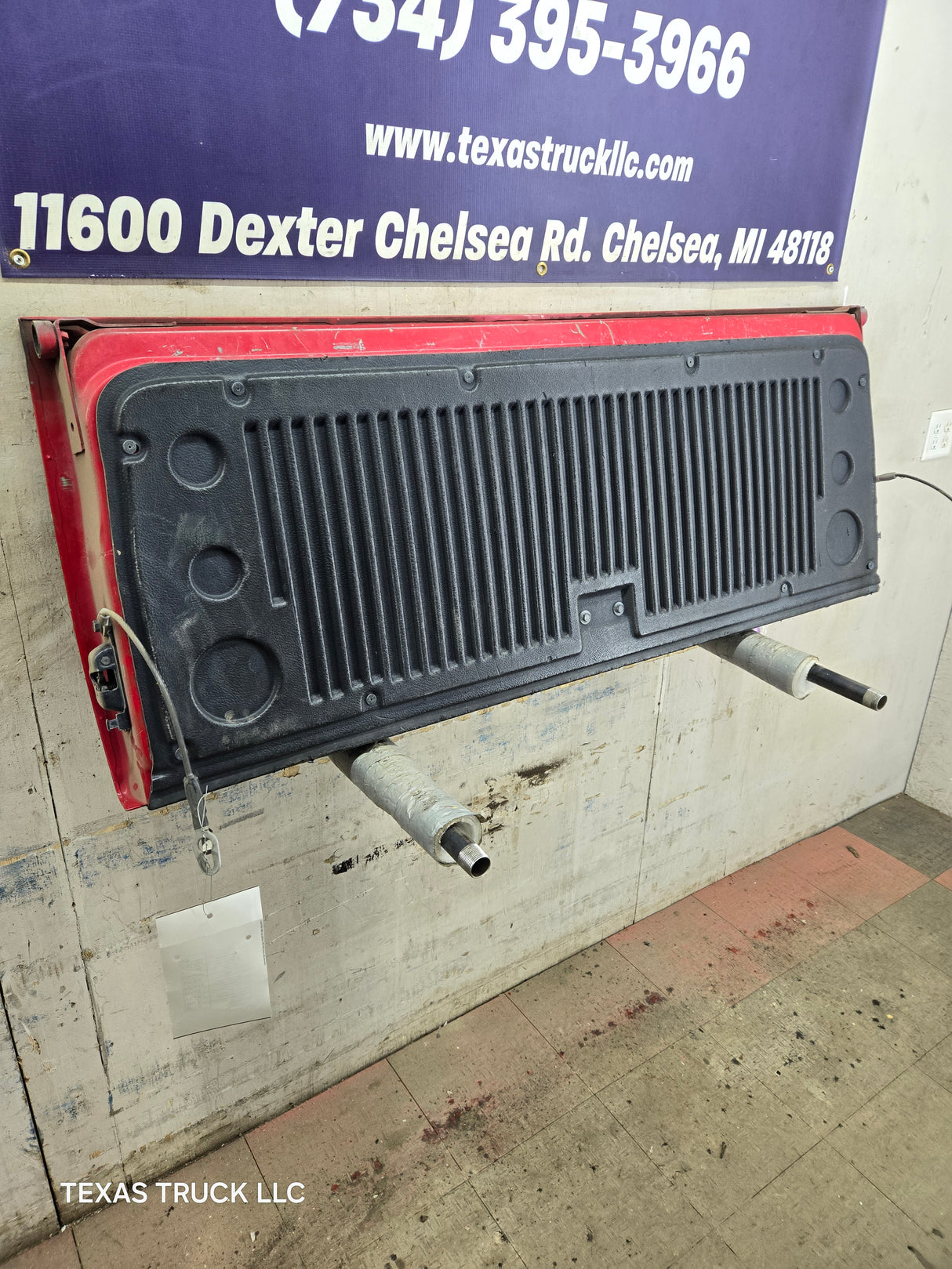 2007-2013 Chevrolet Silverado / GMC Sierra 1500 2500 3500 HD Tailgate