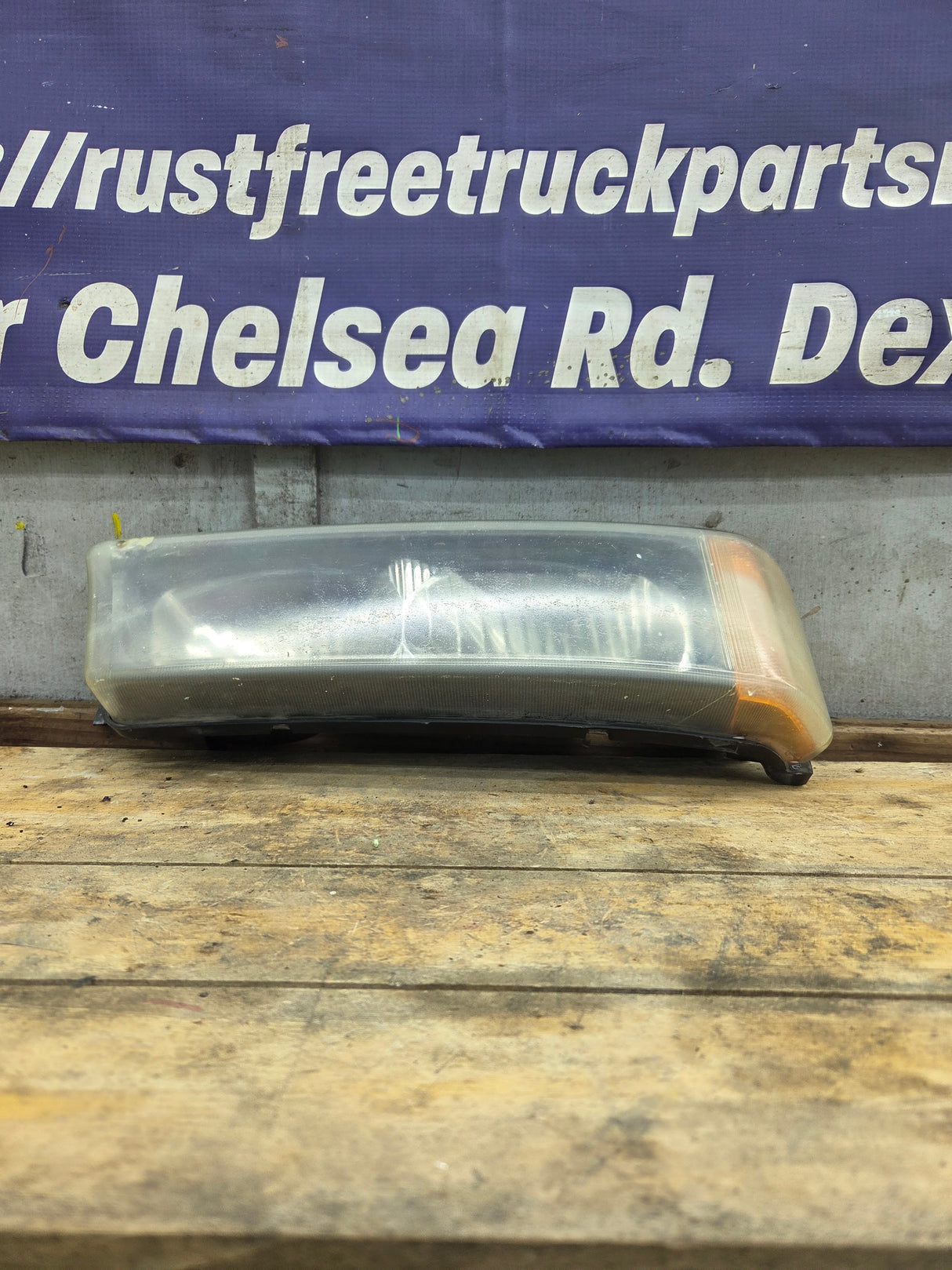 2003-2007 Chevrolet Silverado LH Driver Side Marker / Turn Signal - 15199556