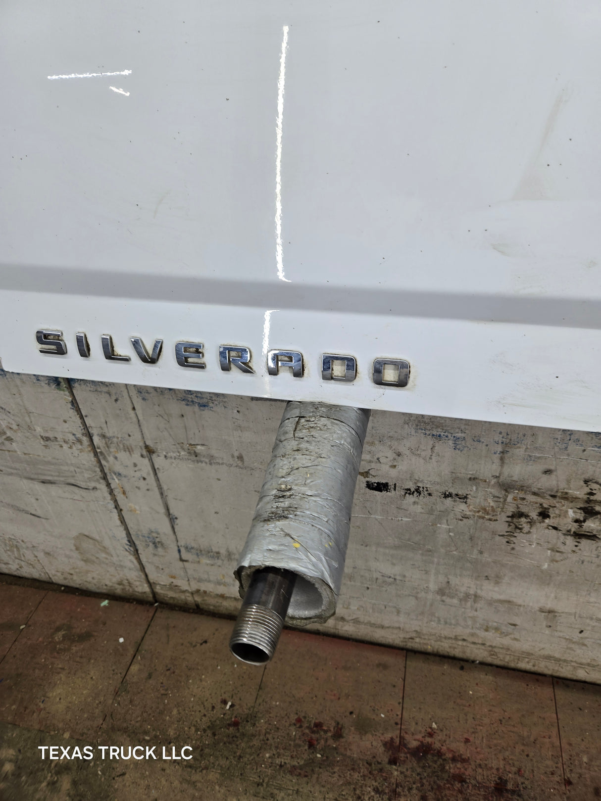 2014-2019 Chevrolet Silverado / GMC Sierra 1500 2500 3500 HD Tailgate