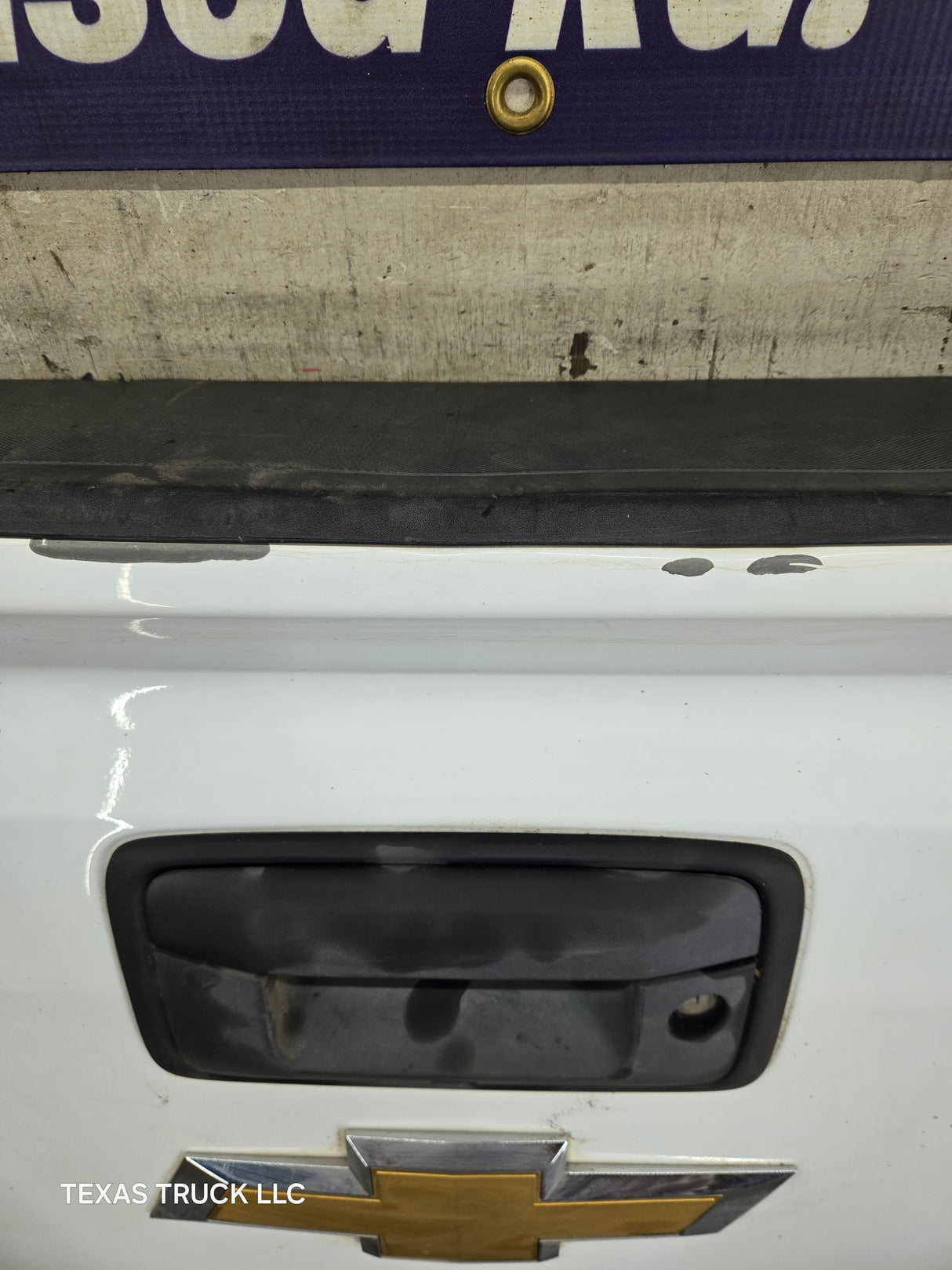 2014-2019 Chevrolet Silverado / GMC Sierra 1500 2500 3500 HD Tailgate