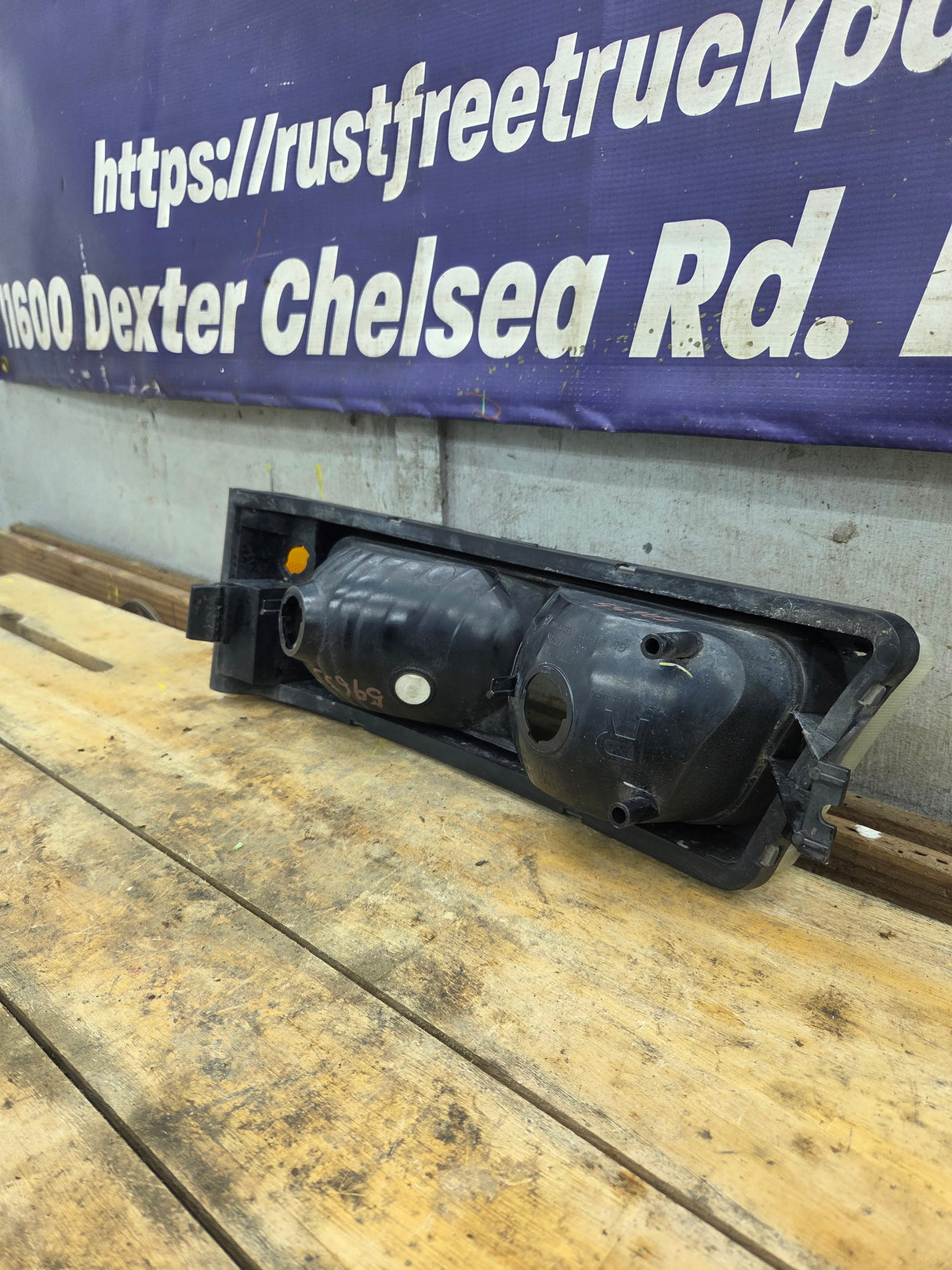 2003-2007 Chevrolet Silverado LH Driver Side Marker / Turn Signal - 15199556