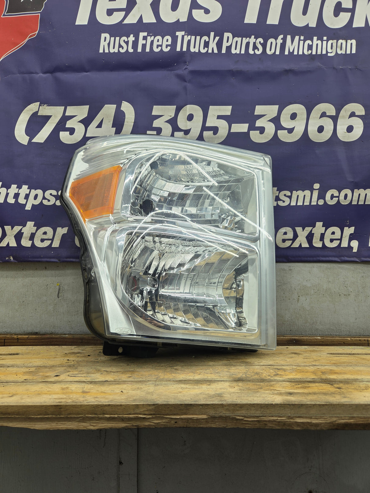 2011-2016 Ford Super Duty F250 F350 F450 F550 RH Passenger Side Headlight 6.7L Power Stroke 6.2L BC34-13005-A
