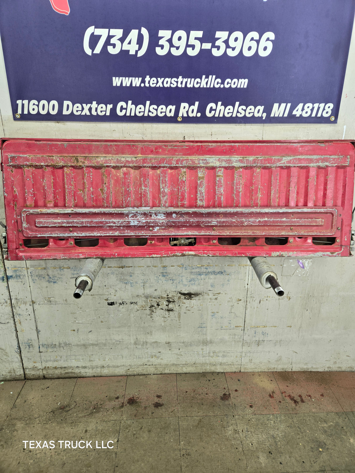 1980-1997 Bullnose / Bricknose / OBS Ford F100 F150 F250 F350 Tailgate