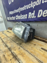 2003-2007 Chevrolet Silverado RH Passenger Side Headlight Assembly - 10396912