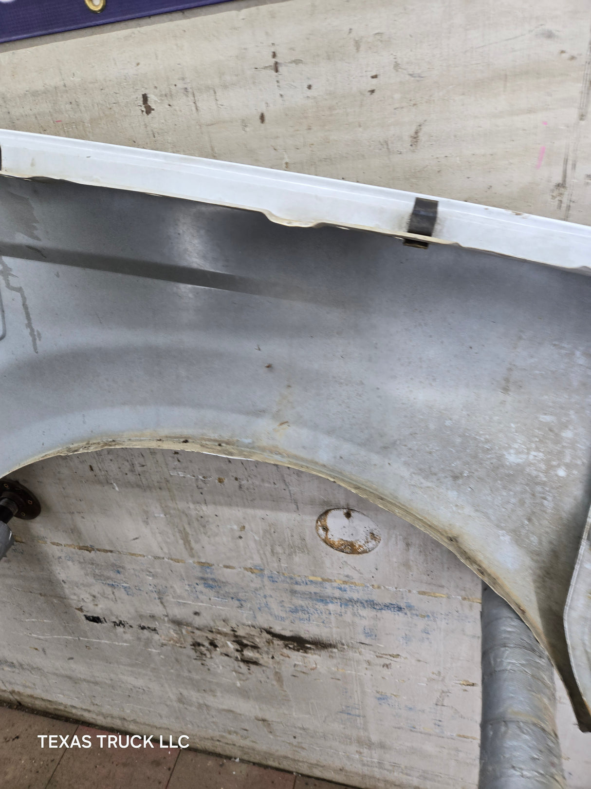 2008-2010 Ford Super Duty F250 F350 LH Driver Side Fender - Oxford White