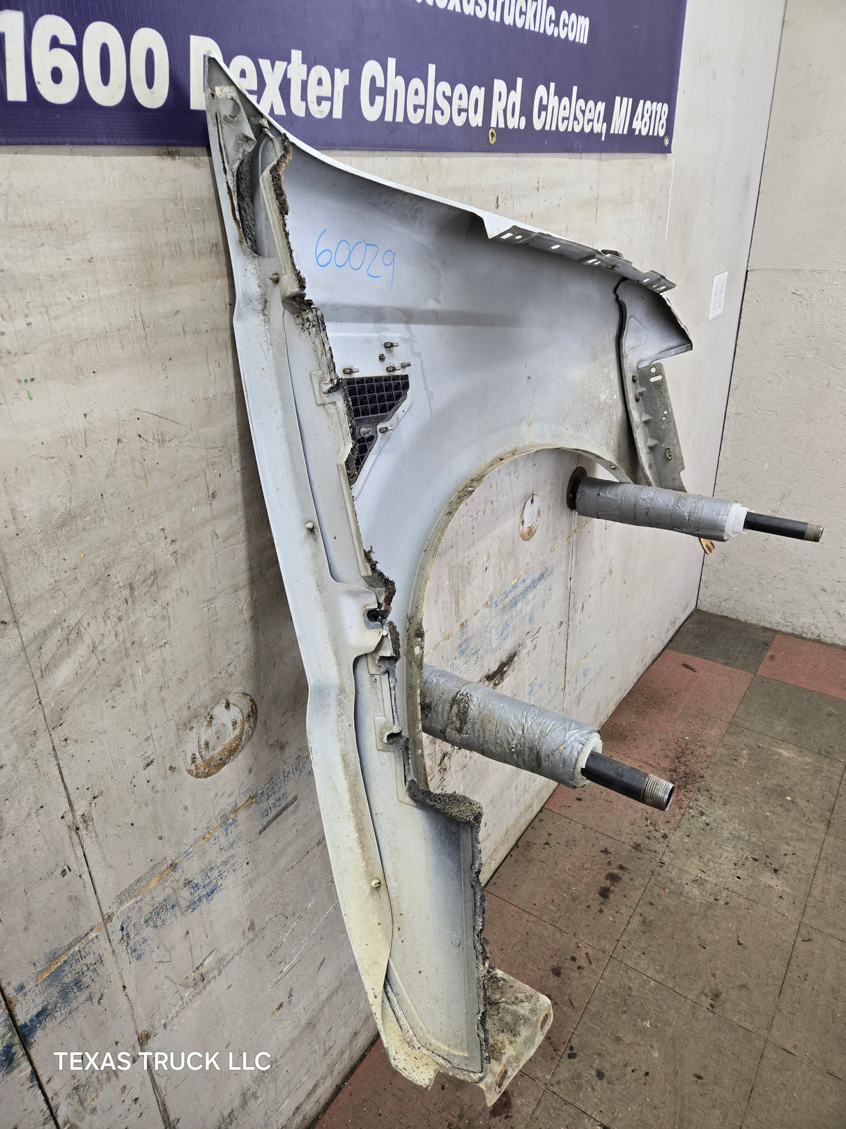 2008-2010 Ford Super Duty F250 F350 LH Driver Side Fender - Oxford White