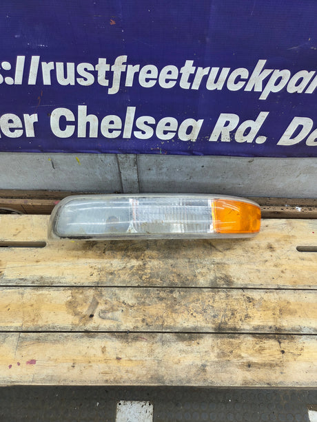 1999-2002 Chevrolet Silverado LH Driver Side Marker / Turn Signal - 15199558