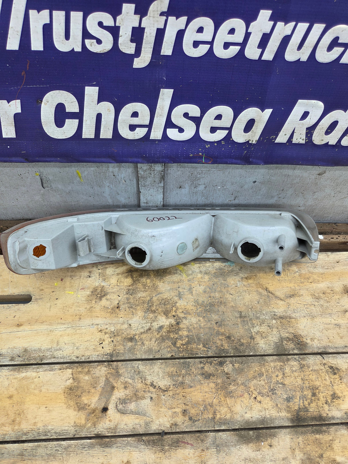 1999-2002 Chevrolet Silverado LH Driver Side Marker / Turn Signal - 15199558