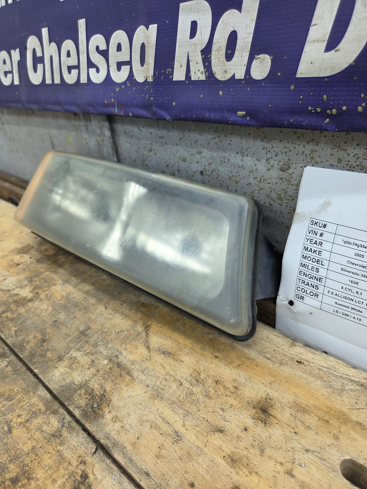 2003-2007 Chevrolet Silverado RH Passenger Side Marker / Turn Signal - 15199557