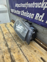 2003-2007 Chevrolet Silverado RH Passenger Side Headlight Assembly - 10396912