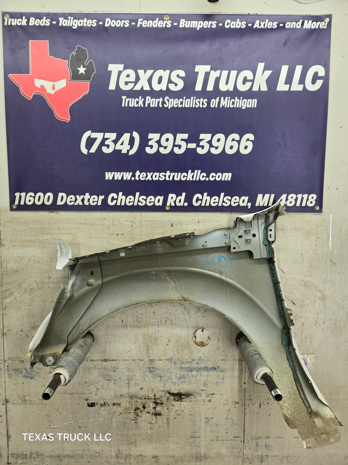 2011-2016 Ford Super Duty F250 F350 RH Passenger Side Front Fender Quarter Panel - Oxford White
