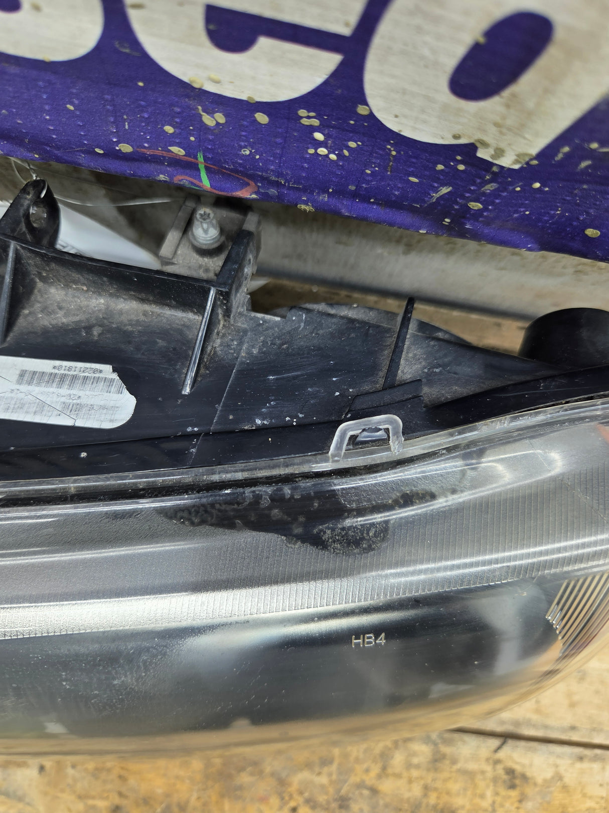 2003-2007 Chevrolet Silverado LH Driver Side Headlight Assembly - 10396913