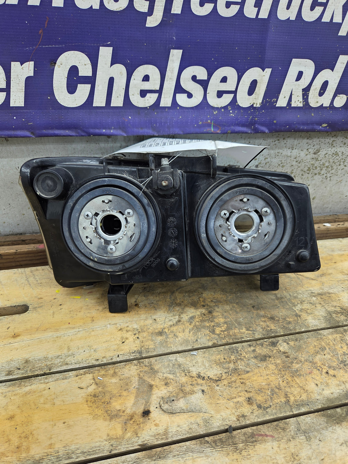 2003-2007 Chevrolet Silverado LH Driver Side Headlight Assembly - 10396913