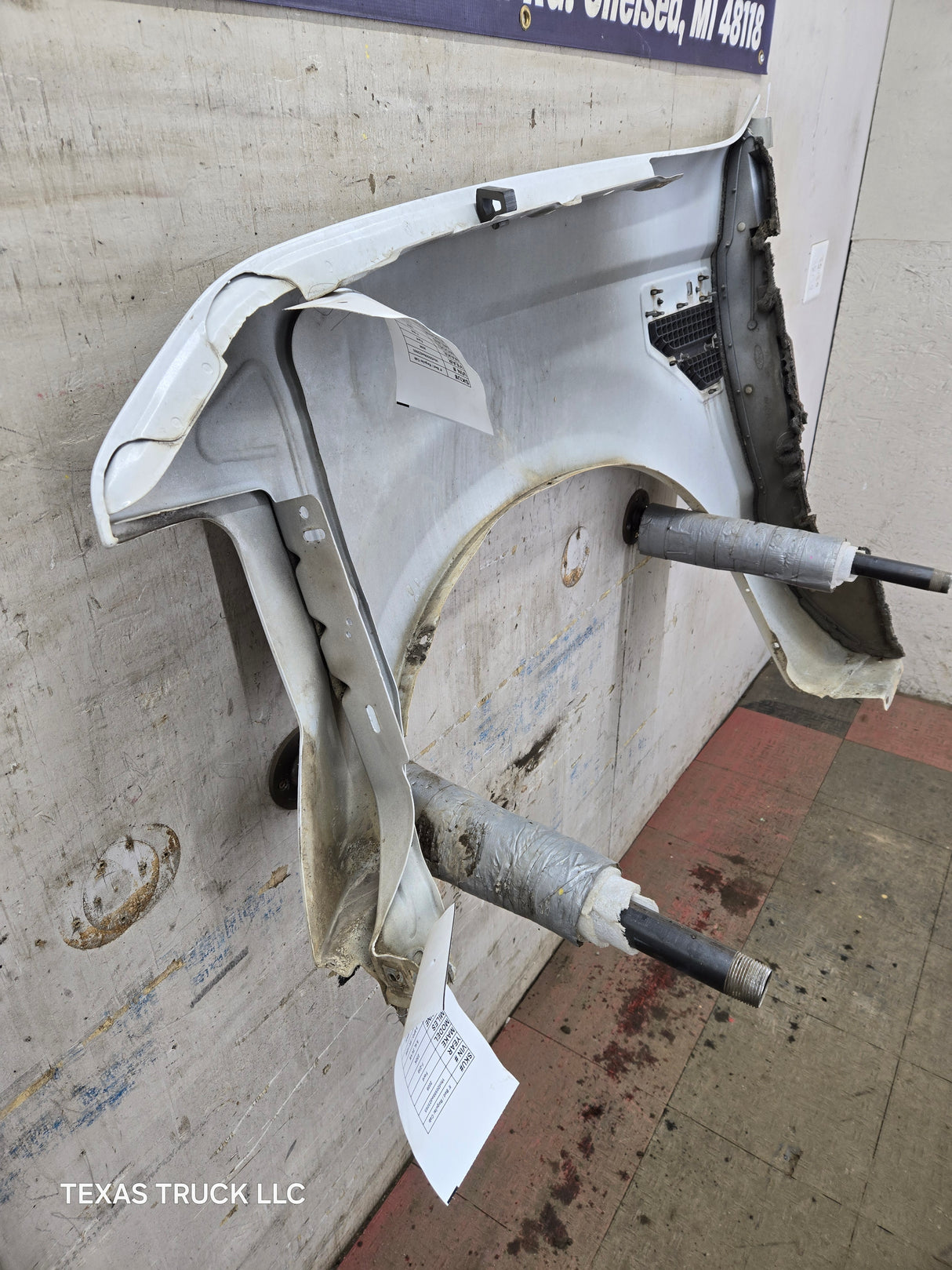 2008-2010 Ford Super Duty F250 F350 RH Passenger Side Fender