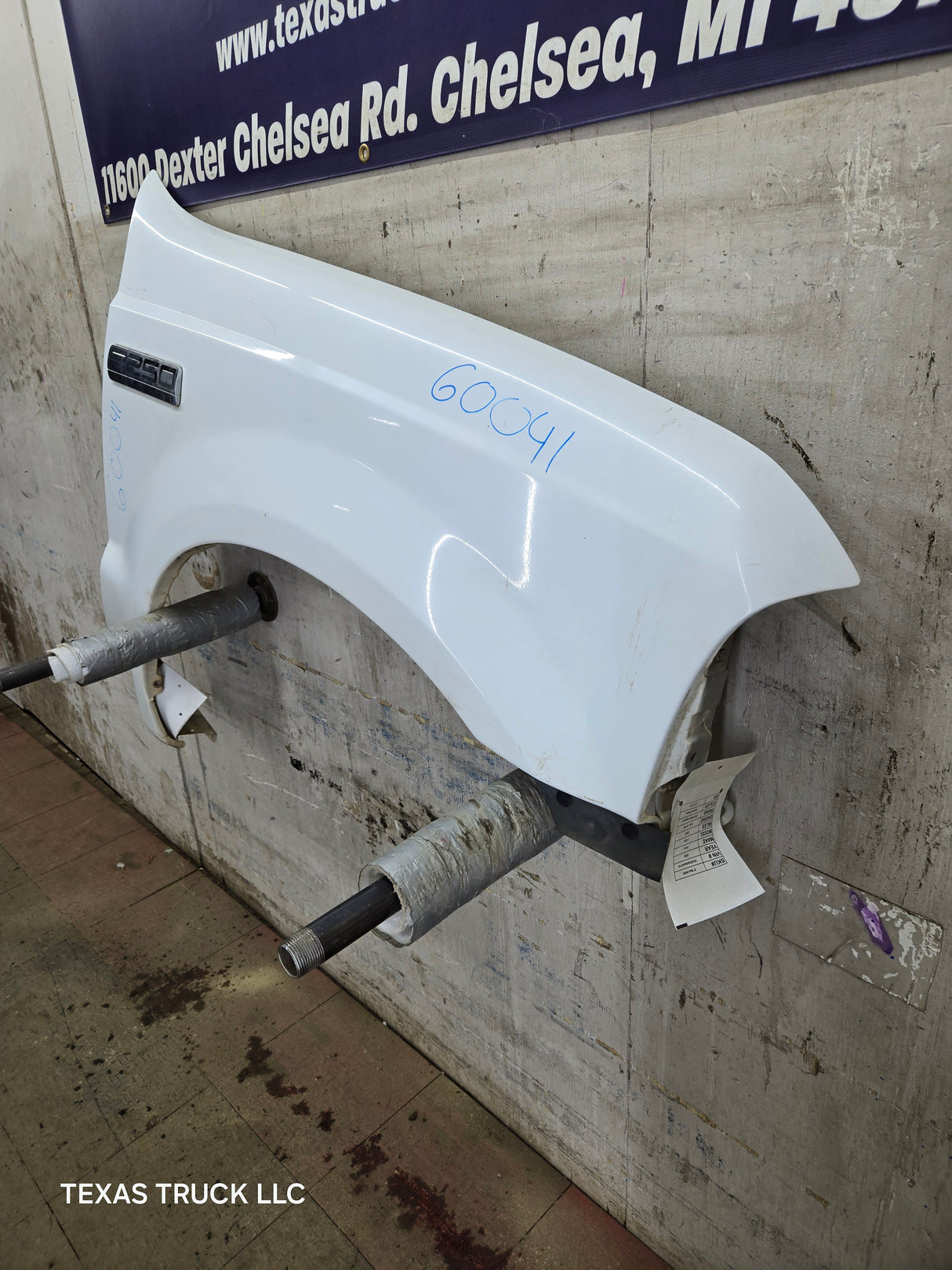 1999-2007 Ford Super Duty RH Passenger Side Front Fender F250 F350 F450 F550 Excursion
