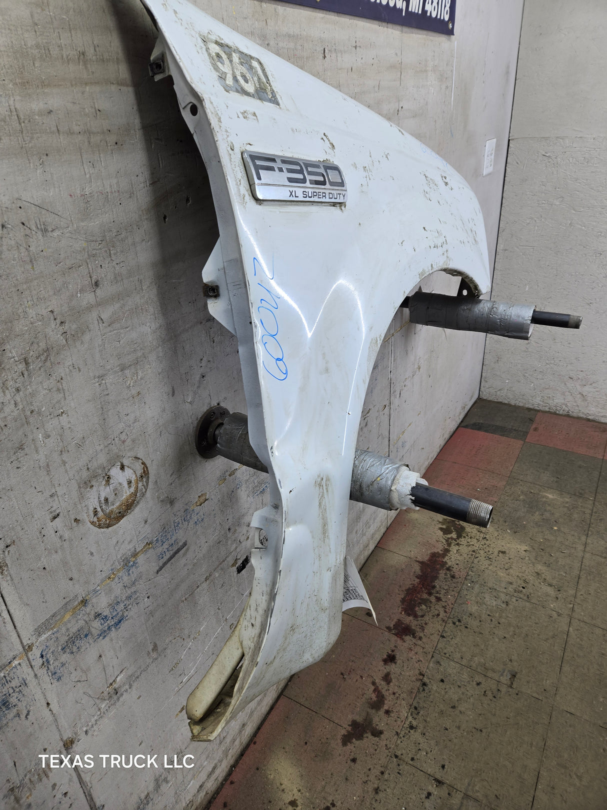 1999-2007 Ford Super Duty RH Passenger Side Front Fender F250 F350 F450 F550 Excursion