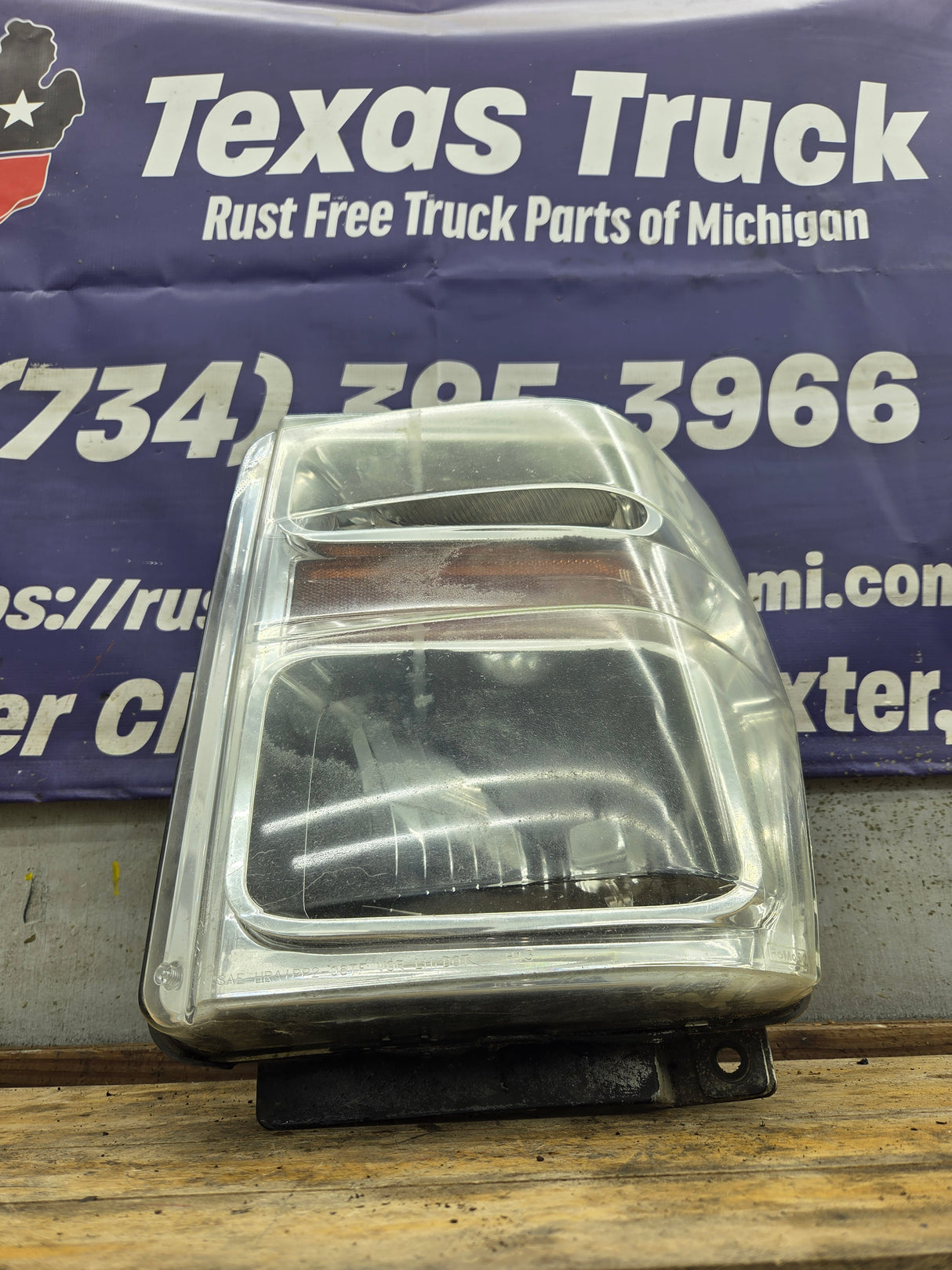 2008-2010 Ford Super Duty F250 F350 F450 F550 LH Driver Side Composite Head Light 44ZH-1849B 8C24-13006-A