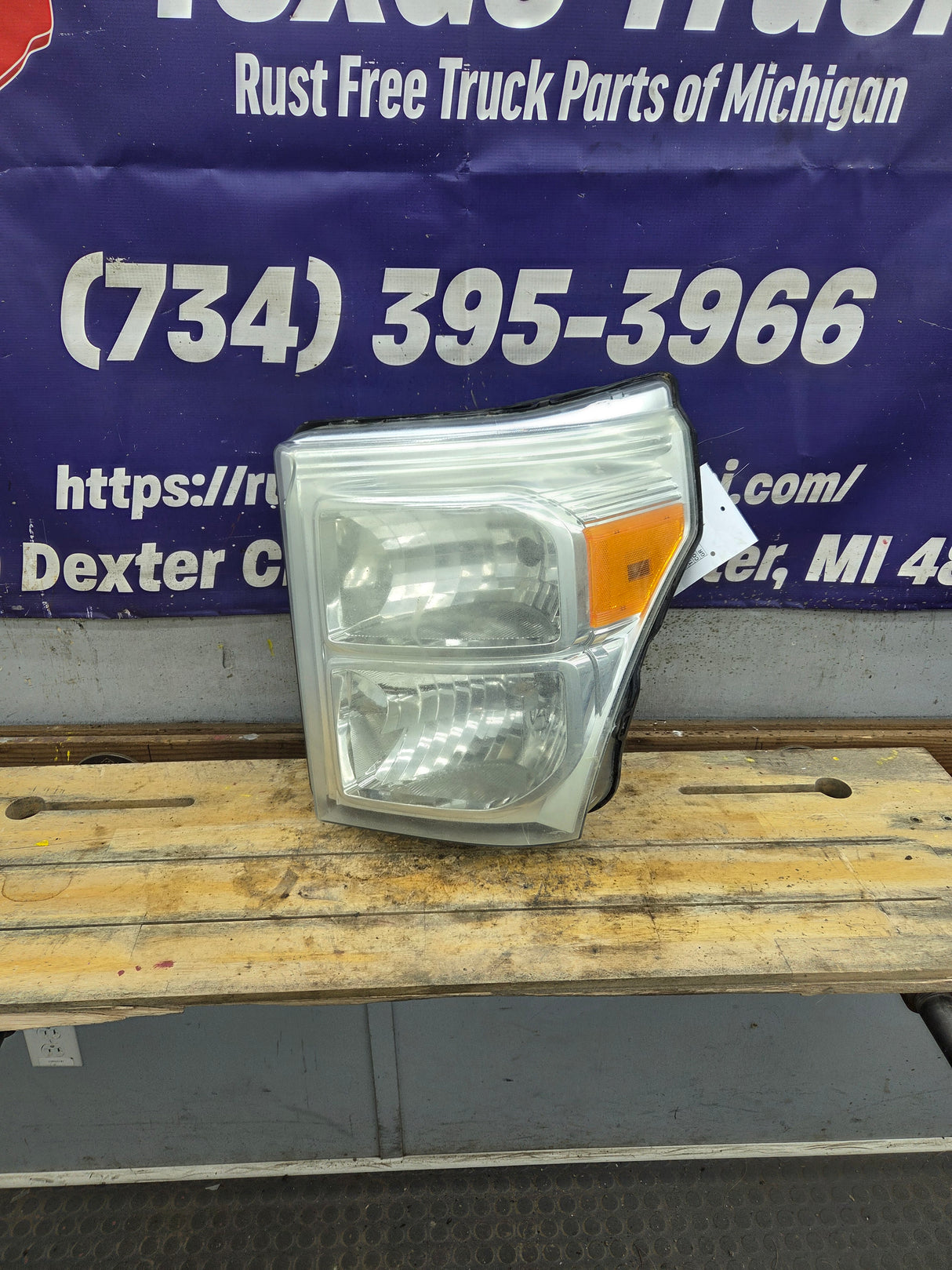 2011-2016 Ford Super Duty F250 F350 F450 F550 LH Driver Side Headlight BC34-13006-A 6.7L Power Stroke 6.2L Gas