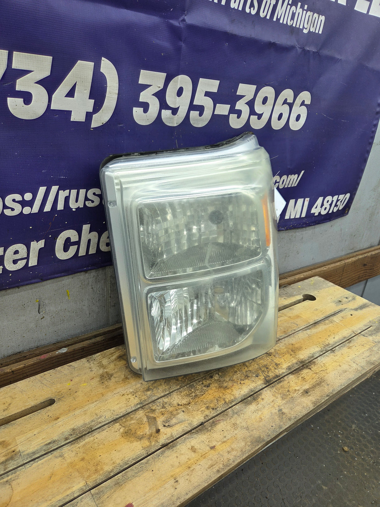 2011-2016 Ford Super Duty F250 F350 F450 F550 LH Driver Side Headlight BC34-13006-A 6.7L Power Stroke 6.2L Gas
