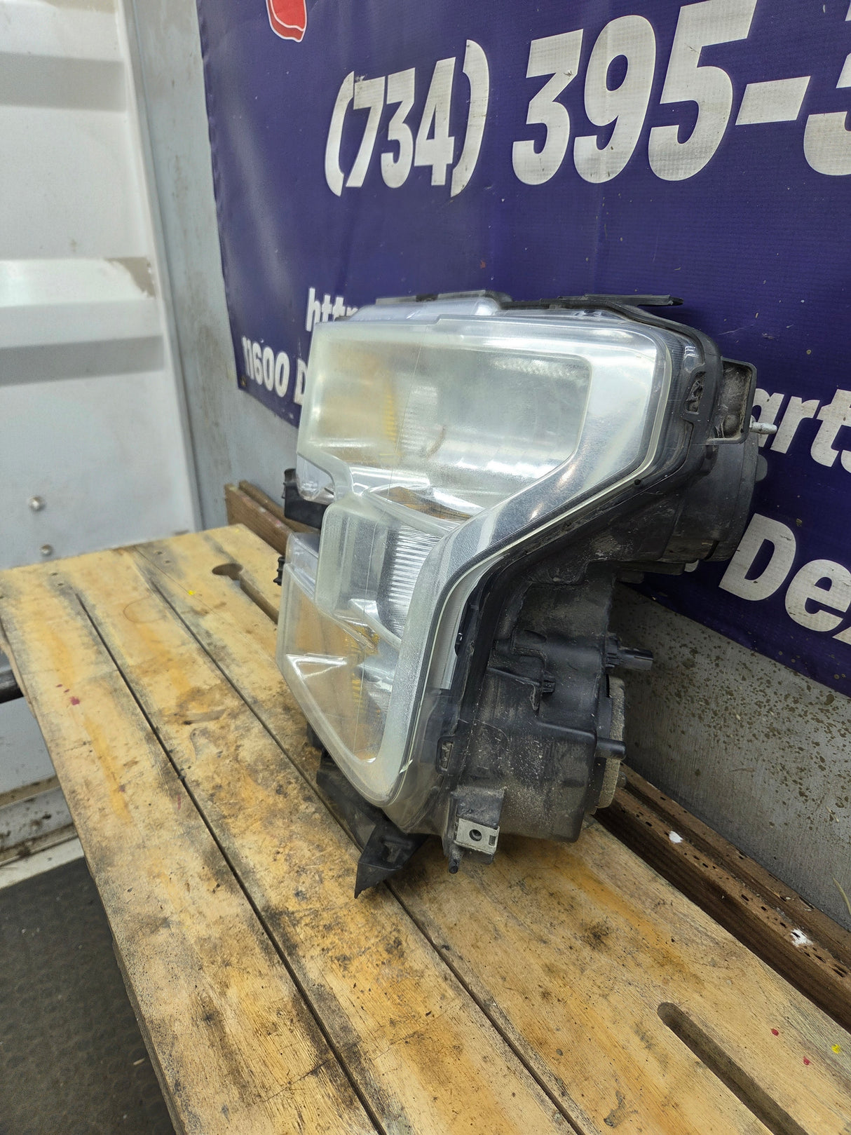 2015-2017 Ford F150 LH Driver Side Headlight Halogen - FL3Z13008B-FPM