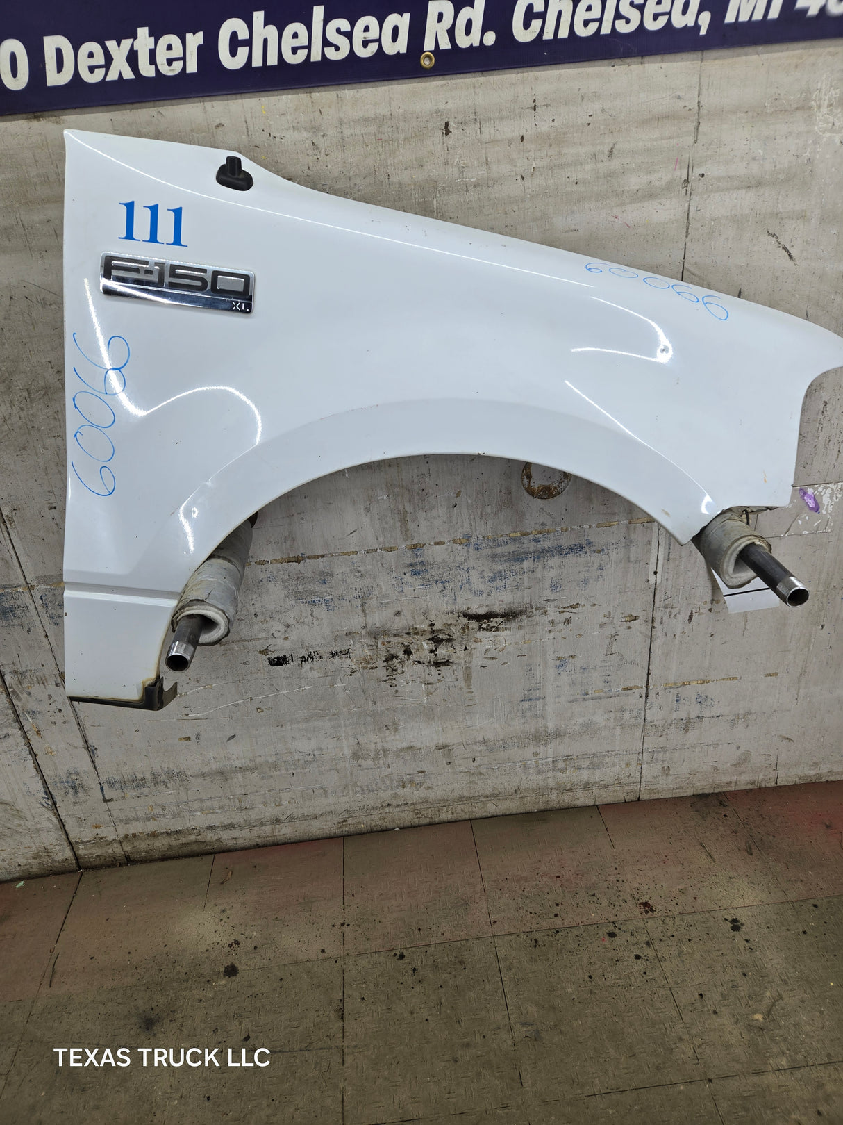 2004-2008 Ford F150 RH Passenger Side Front Fender