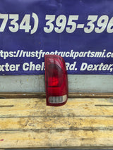 1999-2007 Ford Super Duty Passenger Side Tail Light F250 F350 F450 F550