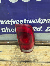 1999-2007 Ford Super Duty Passenger Side Tail Light F250 F350 F450 F550