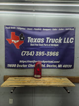 1999-2007 Ford Super Duty Driver Side Tail Light F250 F350 F450 F550