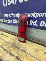 1999-2007 Ford Super Duty Driver Side Tail Light F250 F350 F450 F550