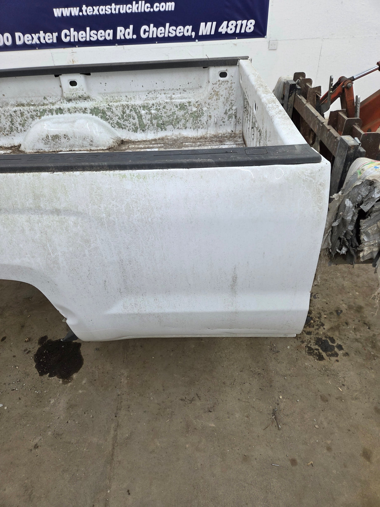 2014-2019 Chevrolet Silverado 1500 2500HD 3500HD 8' Long Truck Bed