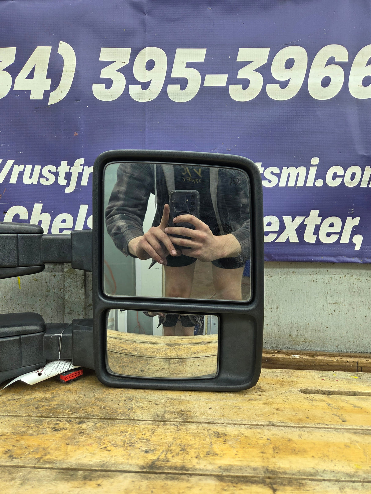 2011-2016 Ford Super Duty F250 F350 F450 F550 RH Passenger Side Power Folding & Telescoping Heated Towing Mirror OEM