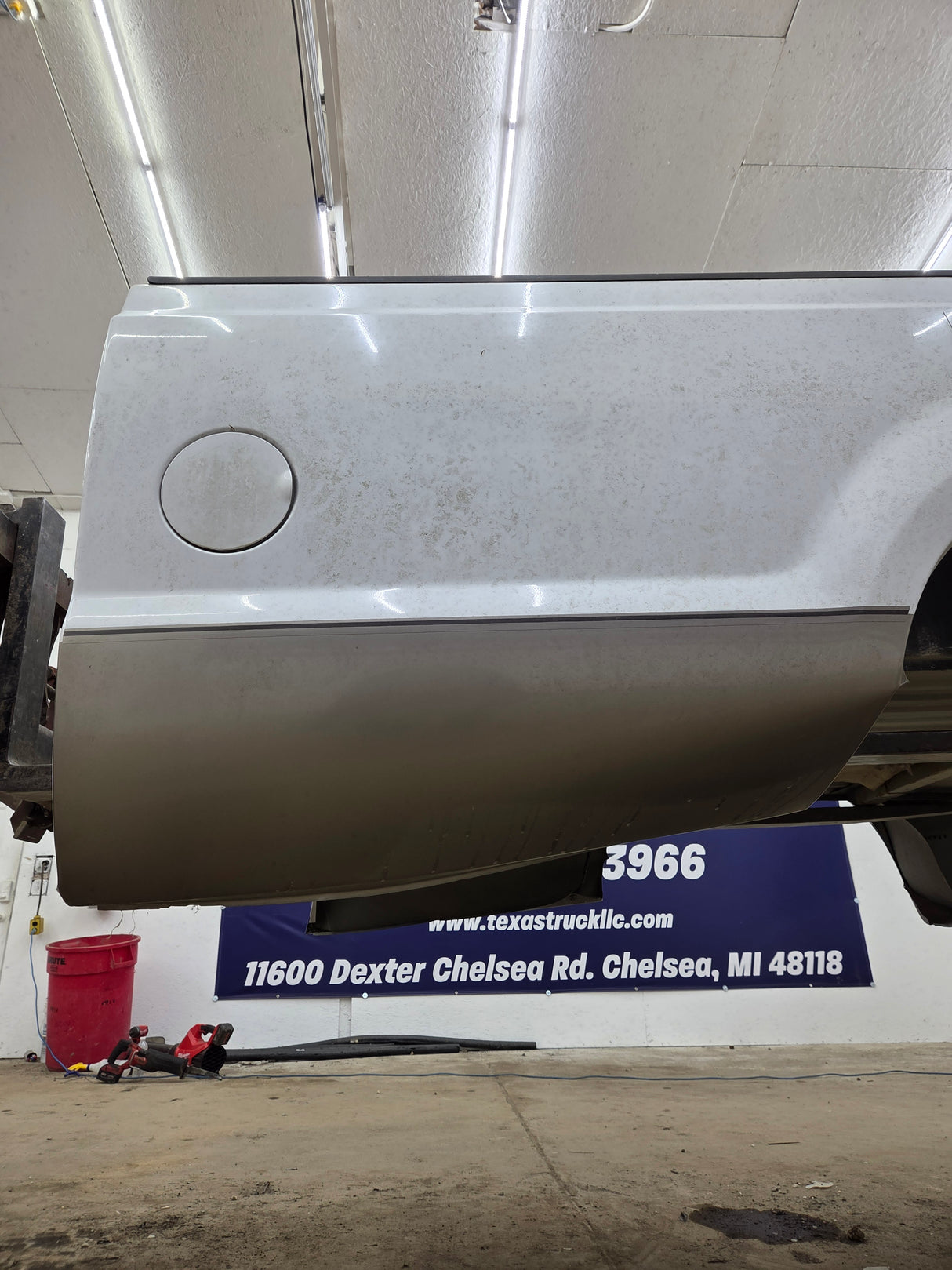 1999-2010 Ford F250 F350 Super Duty 8' Long Truck Bed
