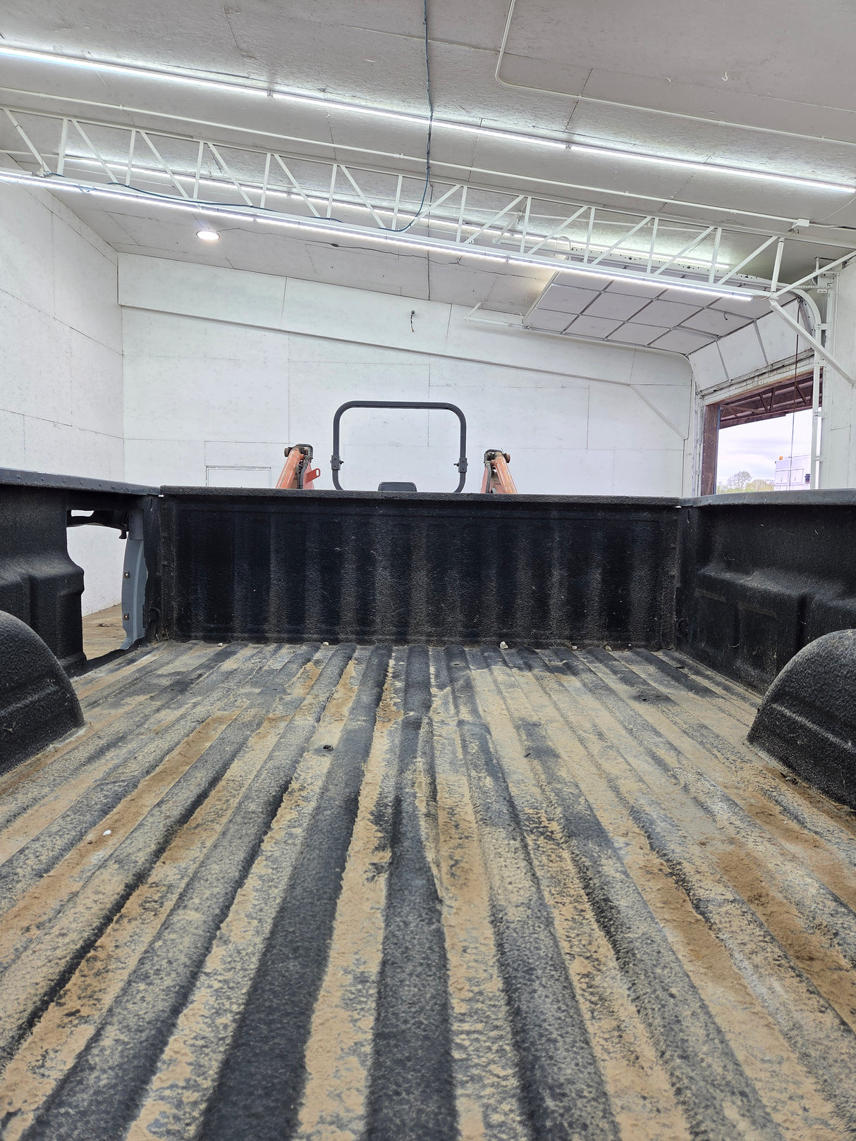 1999-2007 Chevrolet Silverado / GMC Sierra 8' 3500 HD Dually Truck Bed