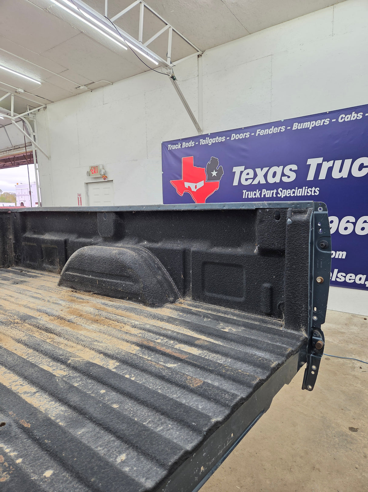 1999-2007 Chevrolet Silverado / GMC Sierra 8' 3500 HD Dually Truck Bed