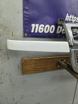 2003-2006 Chevrolet Silverado 1500 2500 3500 HD 'Cateye' Grill OEM - Chrome