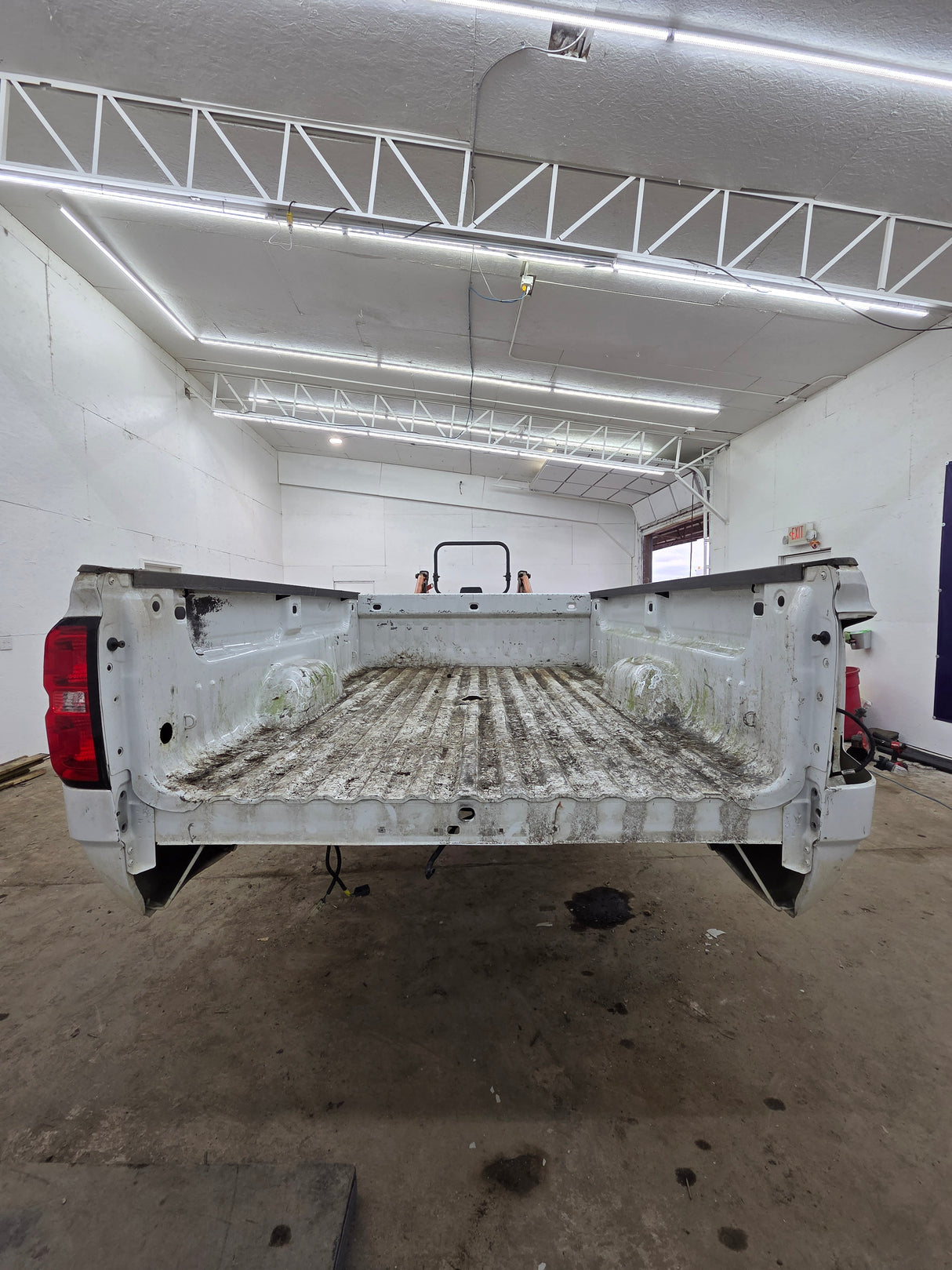 2014-2019 Chevrolet Silverado / GMC Sierra 3500 HD 8' Dually Truck Bed