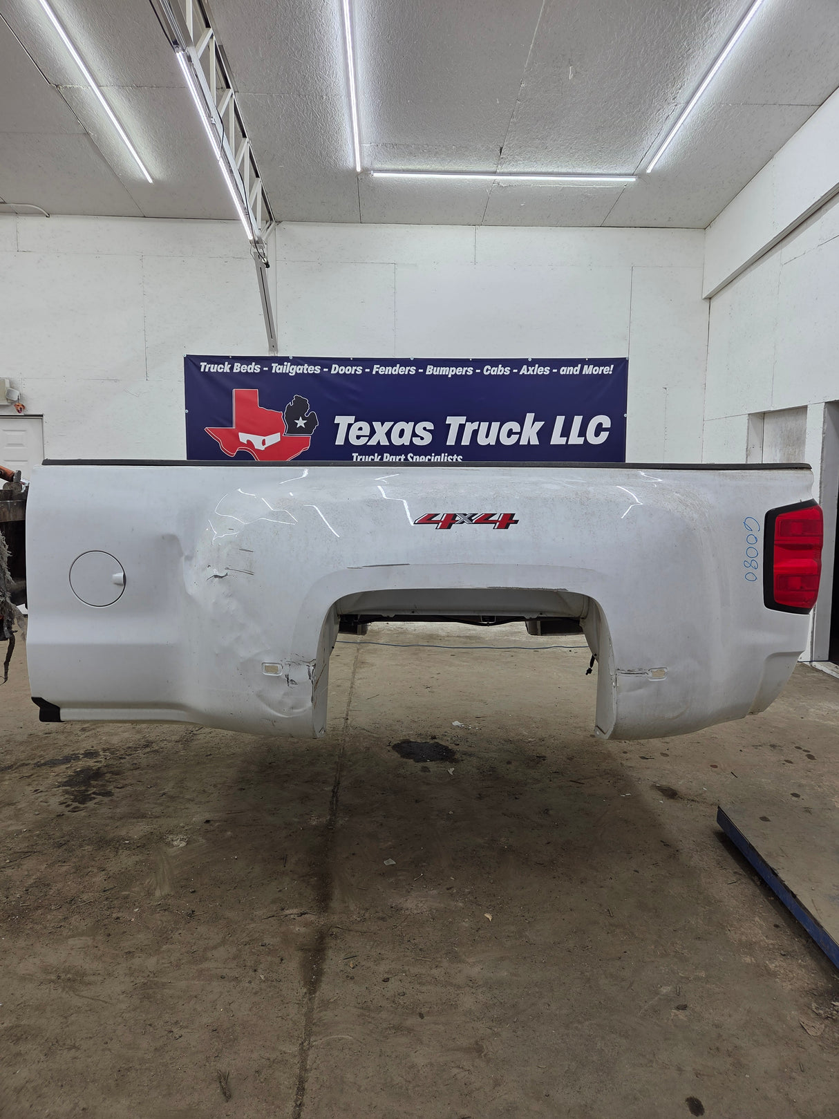 2014-2019 Chevrolet Silverado / GMC Sierra 3500 HD 8' Dually Truck Bed
