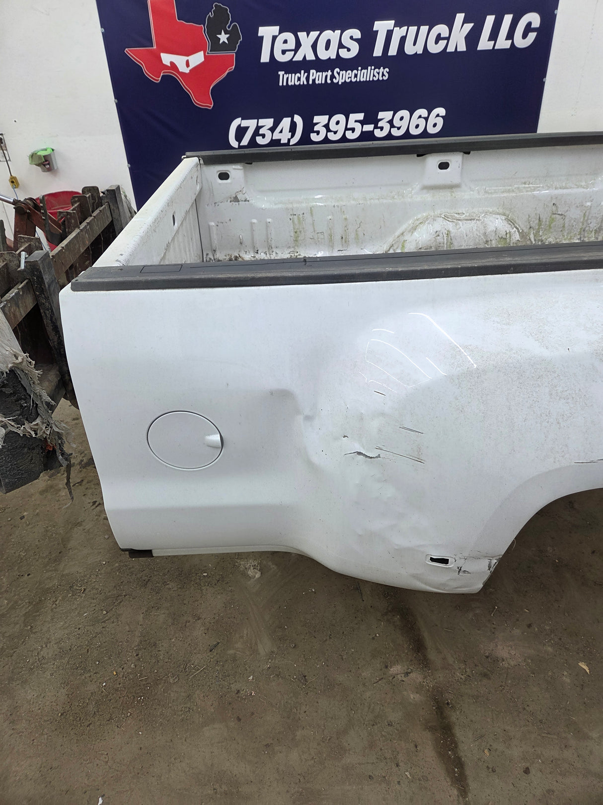 2014-2019 Chevrolet Silverado / GMC Sierra 3500 HD 8' Dually Truck Bed